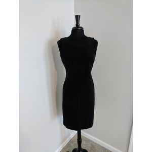 London Times Black Sleeveless Dress